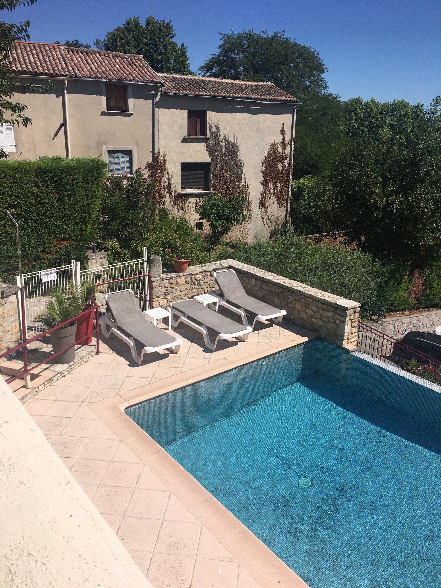 HOTEL LA BASTIDE DES SENTEURS (Saint-Victor-de-Malcap, Francia ...