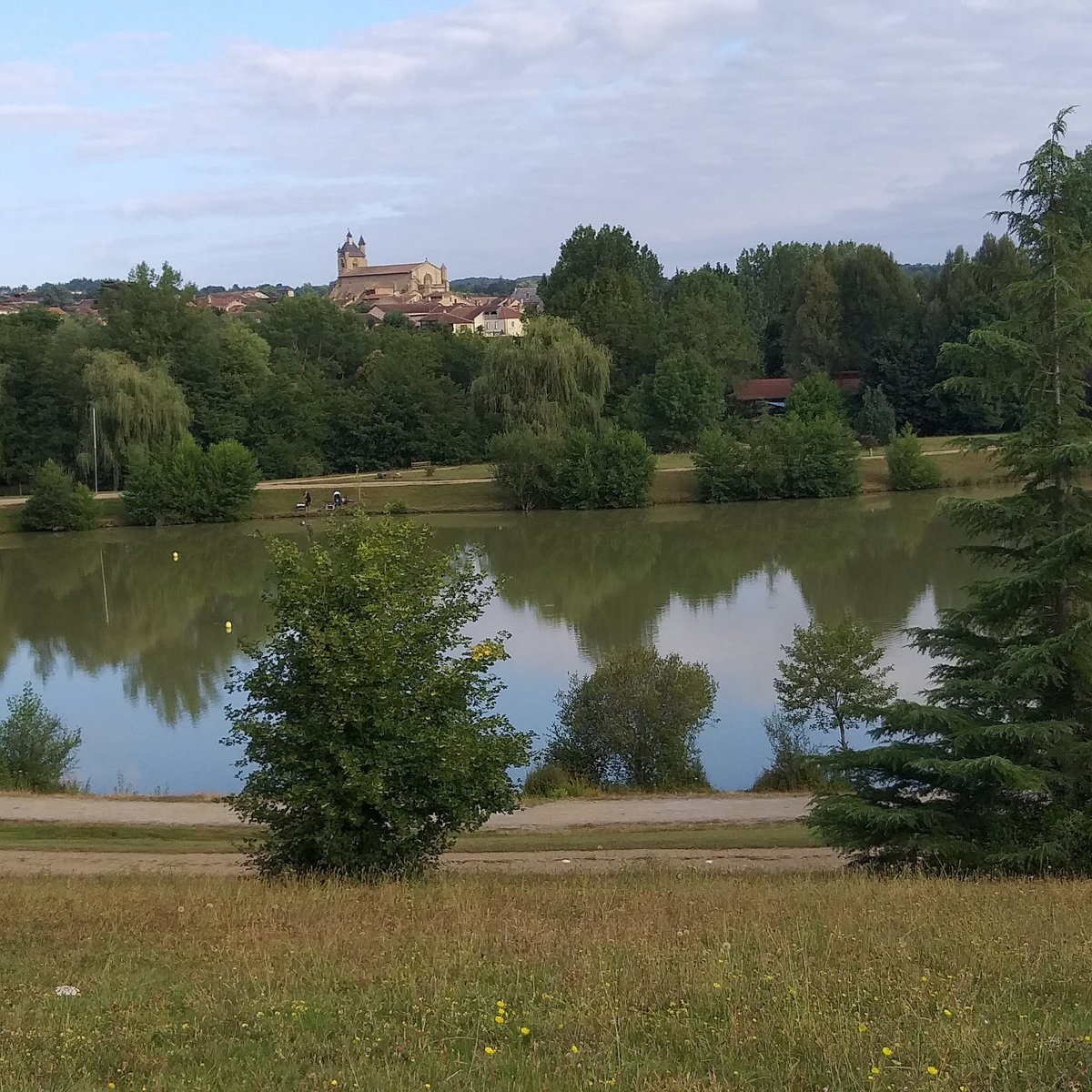 Camping Paradis Île-du-Pont (Mirande, Gers) - tarifs 2022