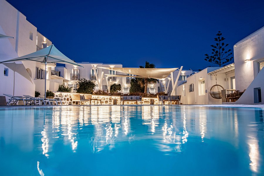 hotels in mykonos town centre