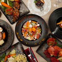 Au Bistrot du Fort de Sucy, le Chef Filip vous propose une carte Bistrot gourmande adaptée à chaque saison.
