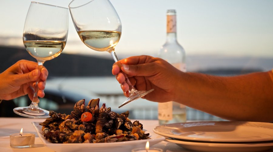 Una puesta de sol con las Sisargas de fondo y una cena en el San Franciso, ¿se te ocurre un plan mejor?