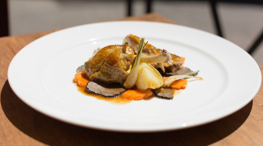 Faraona arrosto al Tartufo Nero