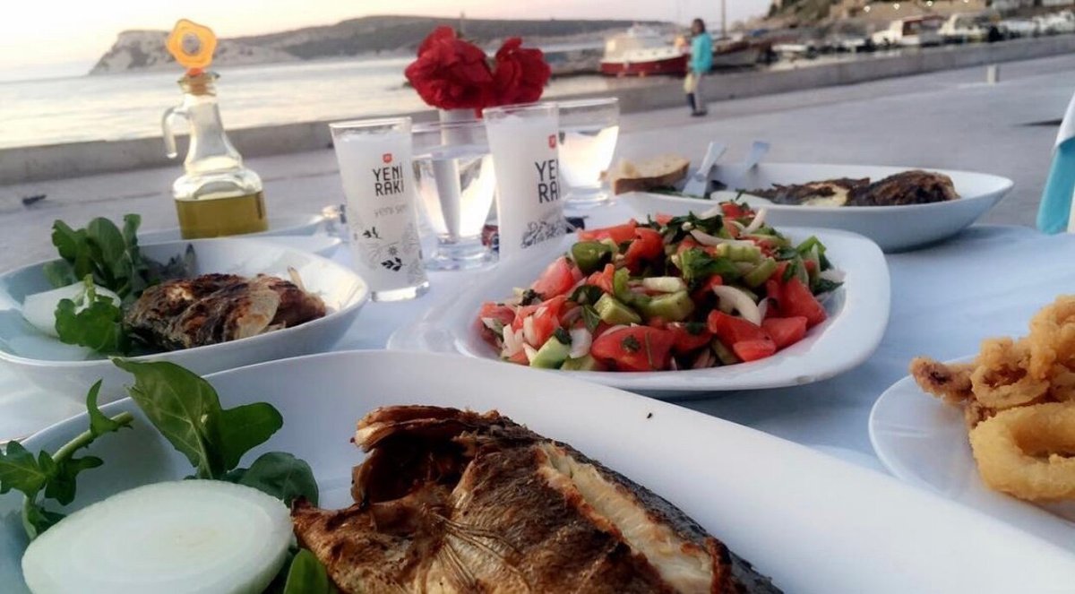 ISKELE RESTAURANT, Karaburun - Restaurant Reviews, Photos & Phone ...