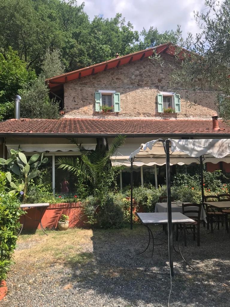 GLI ULIVI - Prices & Specialty B&B Reviews (Fosdinovo, Italy)