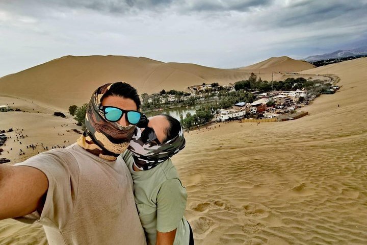 la huacachina peru lima