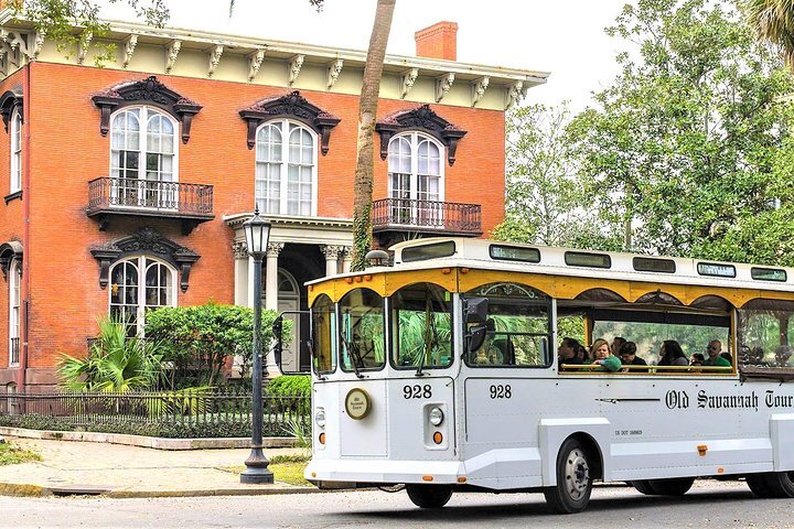 2023 Narrated Historic Savannah Sightseeing Trolley Tour