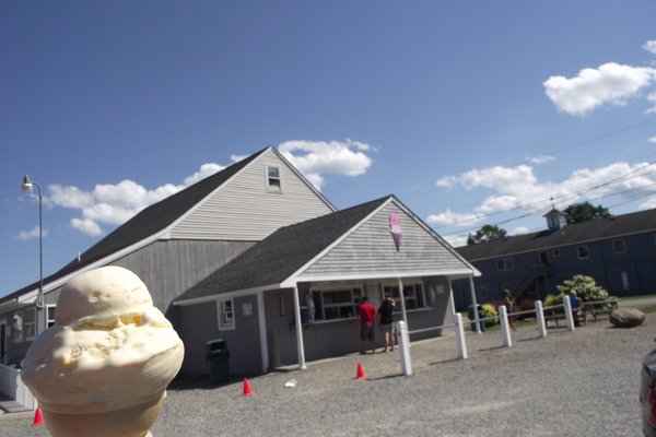 14 Shops That Serve The Best Ice Cream In Maine