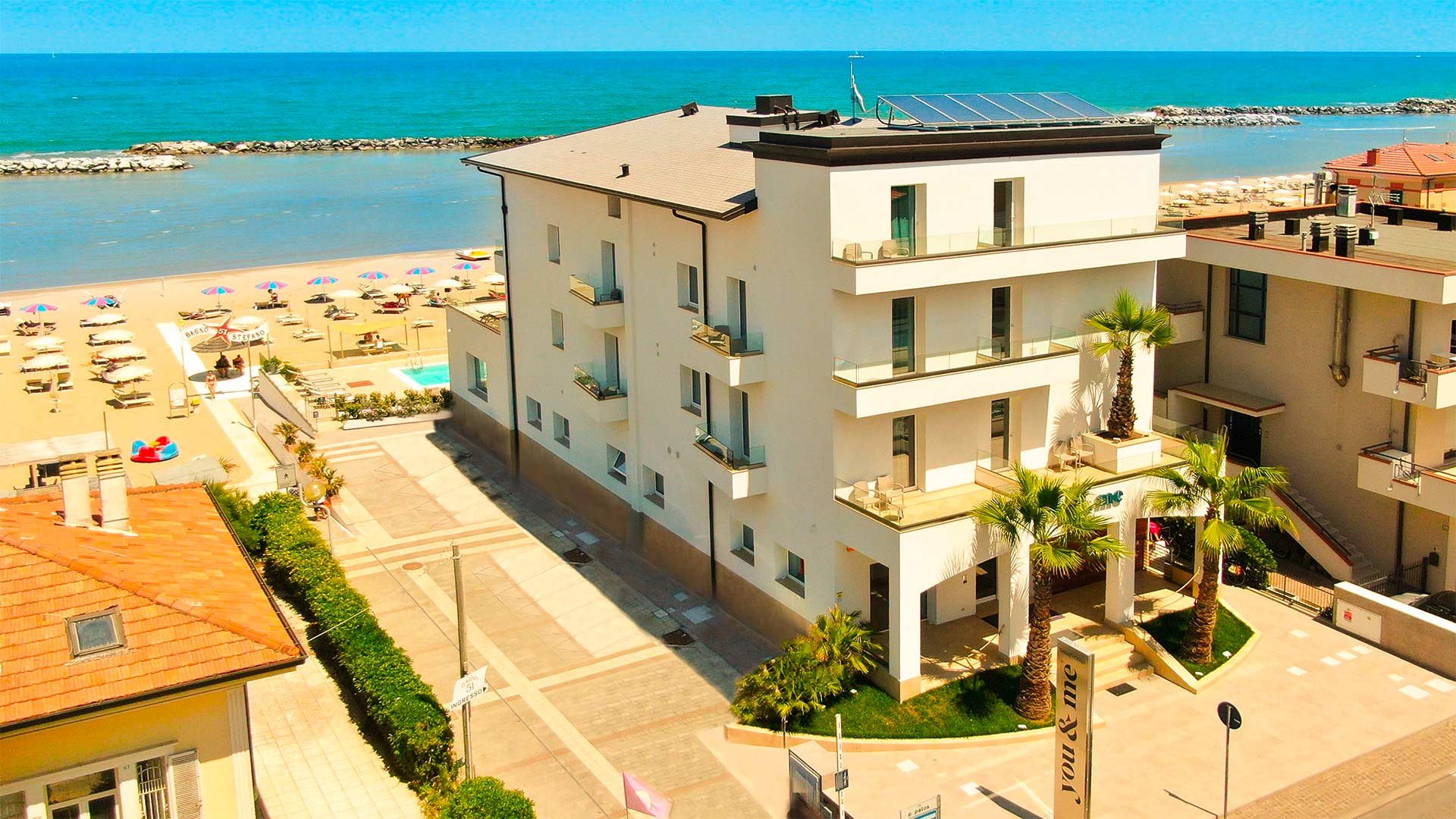 YOU & ME BEACH HOTEL - Prices & Reviews (Rimini/Viserbella, Italy ...