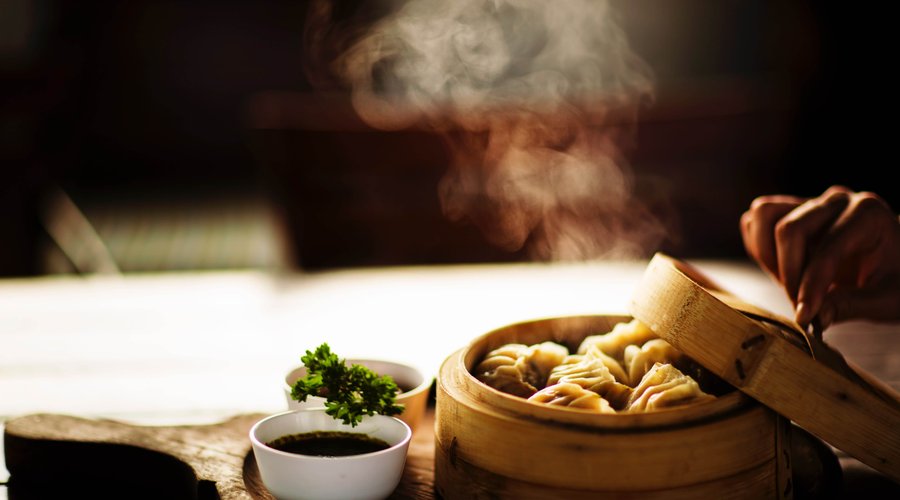 Dim sum hamburg super lecker und zu fairen preisen bei uns gerne  mal probieren. Für alle was dabei vegetarisch, mit fleisch aber auch süße Variationen gibt es bei uns | Ming Dynastie