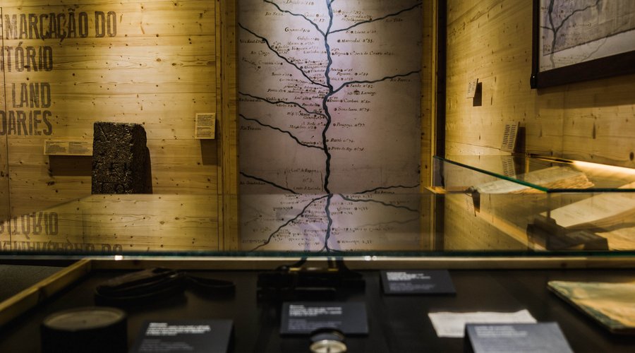 Pormenores da exposição permanente "Douro, Matéria e Espírito"