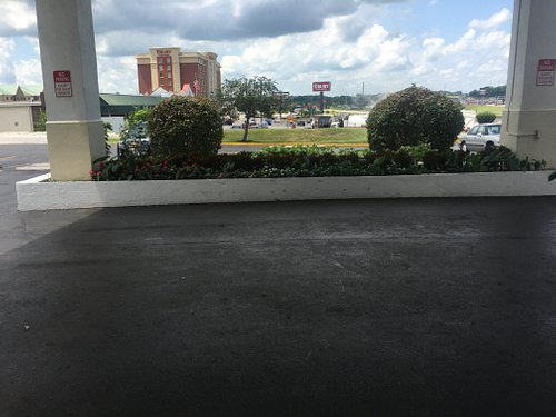 MOTEL 6 COLUMBIA - EAST - Motel Reviews, Photos, Rate Comparison