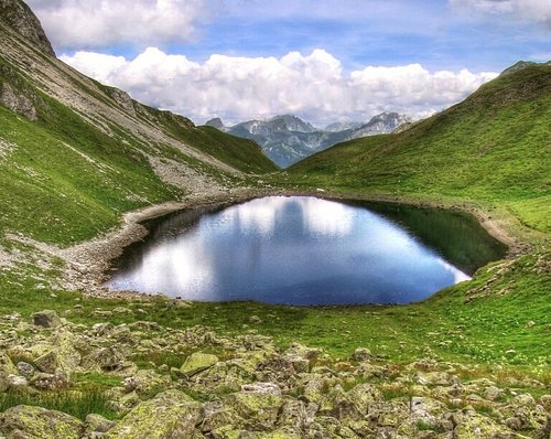 Lake Santa Giustina - The big dam in the valley of canyons - Nature - Lakes