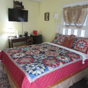 bedroom is nice and clean