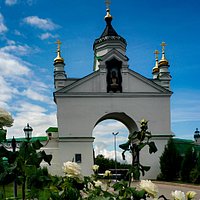 Надвратная (Евфимиевская) церковь во имя св. преп. Евфимия Суздальского Gate Church of St. Euphemia of Suzdal июль 2020