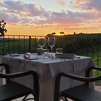 La nostra terrazza. Tramonto mozzafiato sulla campagna senese!