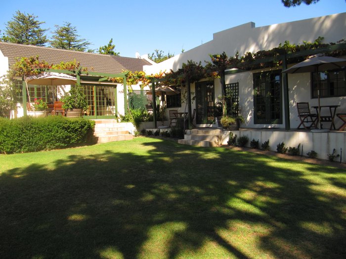 CAPE LINKS GUEST HOUSE - Cottage Reviews (Somerset West, South Africa ...