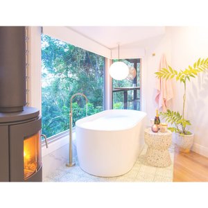 Maple Cottage
Freshly renovated cottage, large double spa and fire place