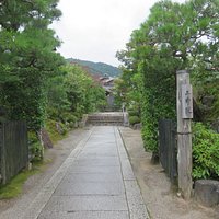三秀院