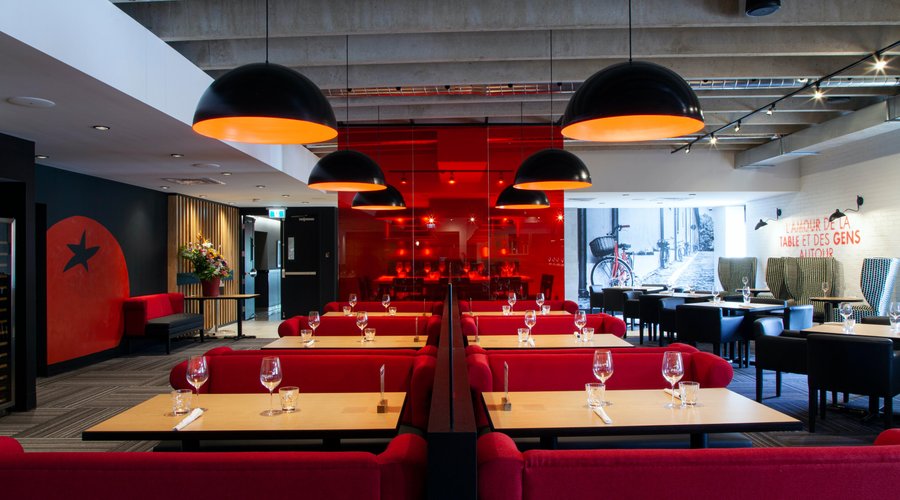 Restaurant Pacini Banquette Section