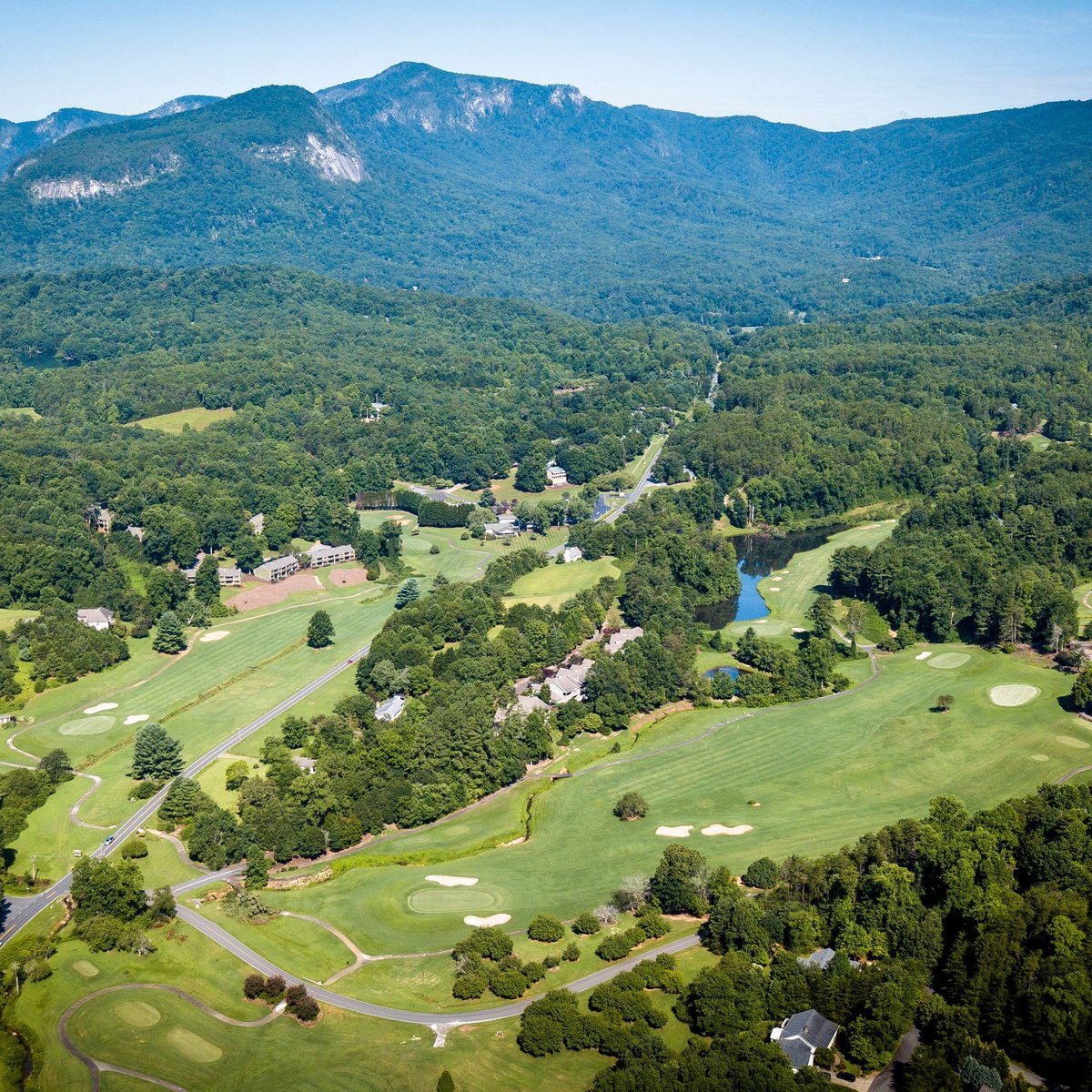 APPLE VALLEY GOLF COURSE (Lake Lure) 2022 What to Know BEFORE You Go