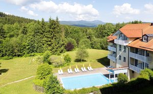 Hotel Ahornhof in Lindberg, image may contain: Resort, Hotel, Villa, Outdoors