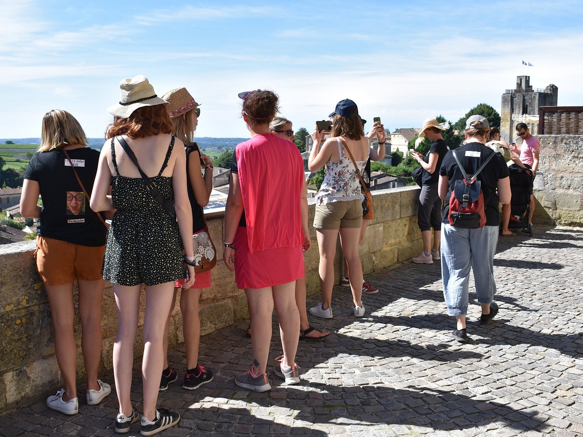 Saint-Emilion : Village, Châteaux and wine tasting - Olala Bordeaux