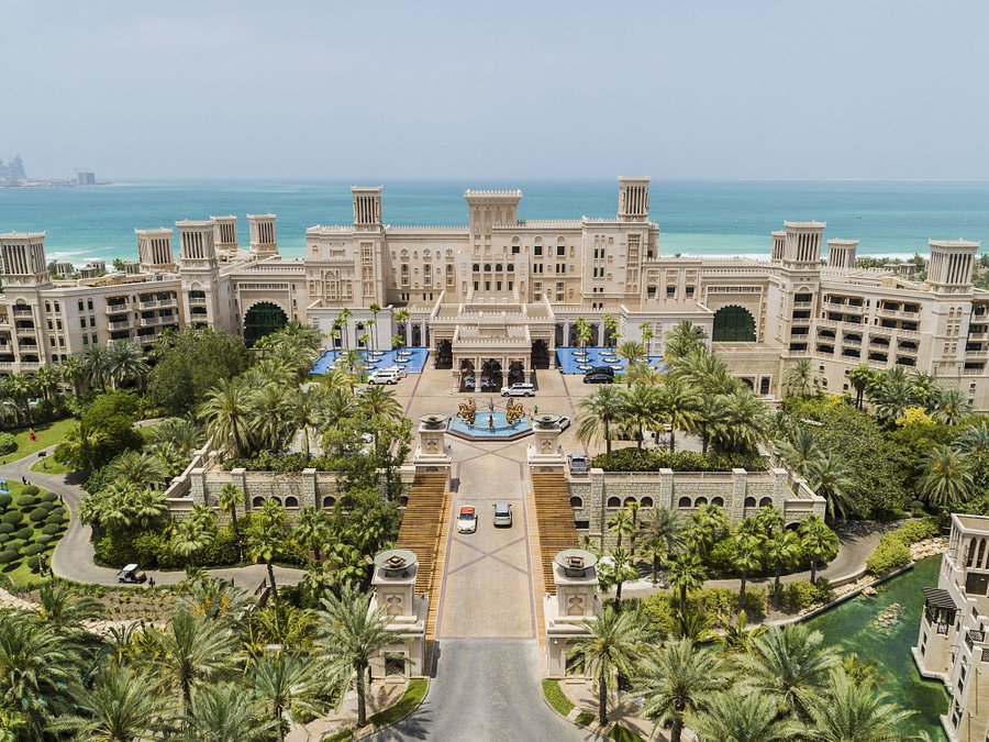 Jumeirah Al Qasr Updated 2021 Prices Hotel Reviews And Photos