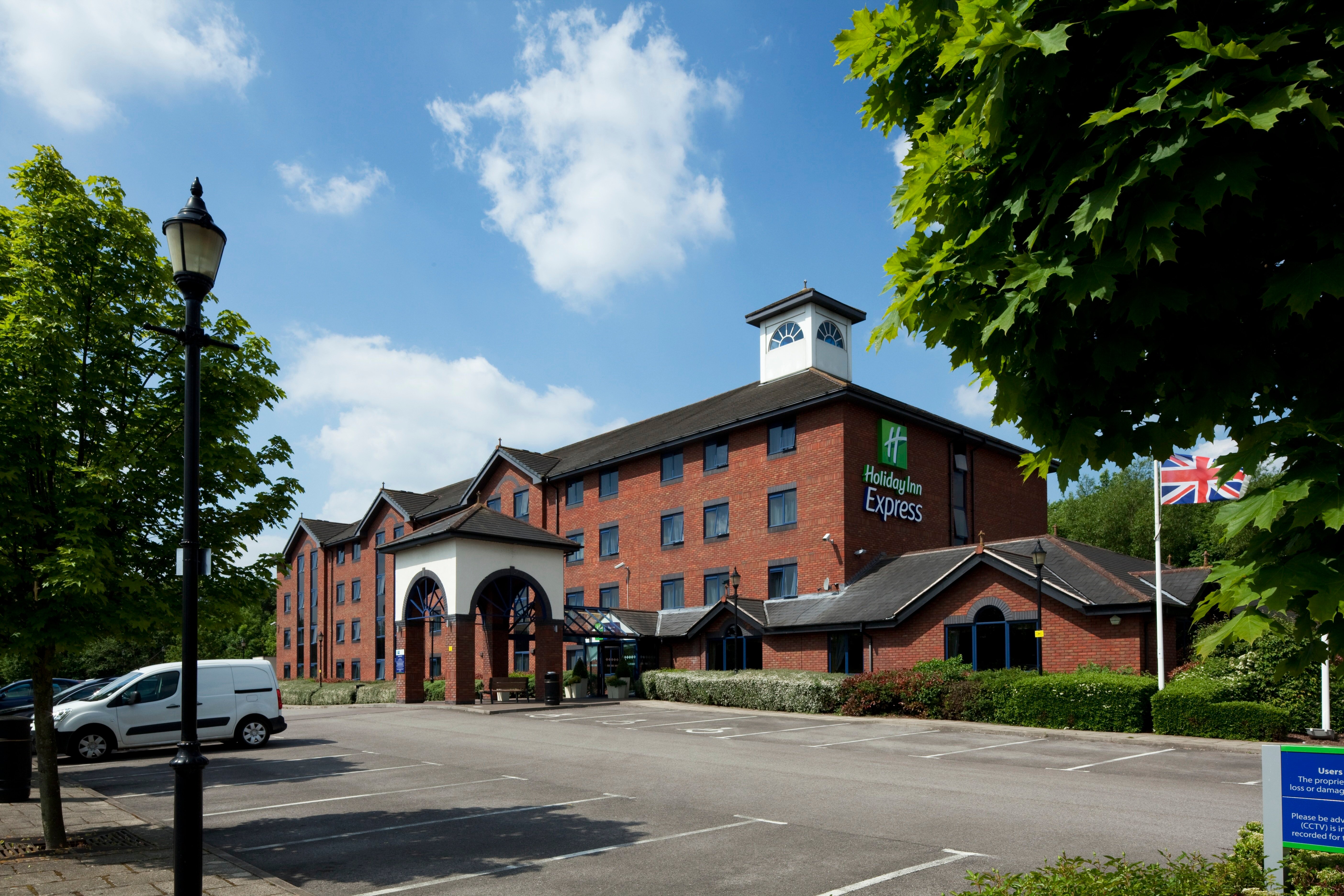 HOLIDAY INN EXPRESS STAFFORD $48 ($̶6̶0̶) - Updated 2020 Prices & Hotel ...