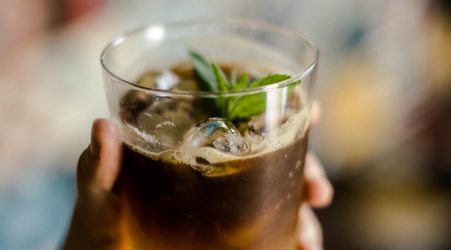 Espresso tonic