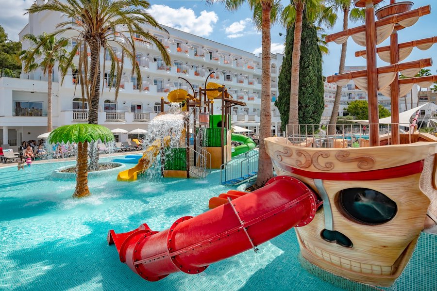 BEST LLORET SPLASH $68 ($̶8̶9̶) - Prices & Resort Reviews ...