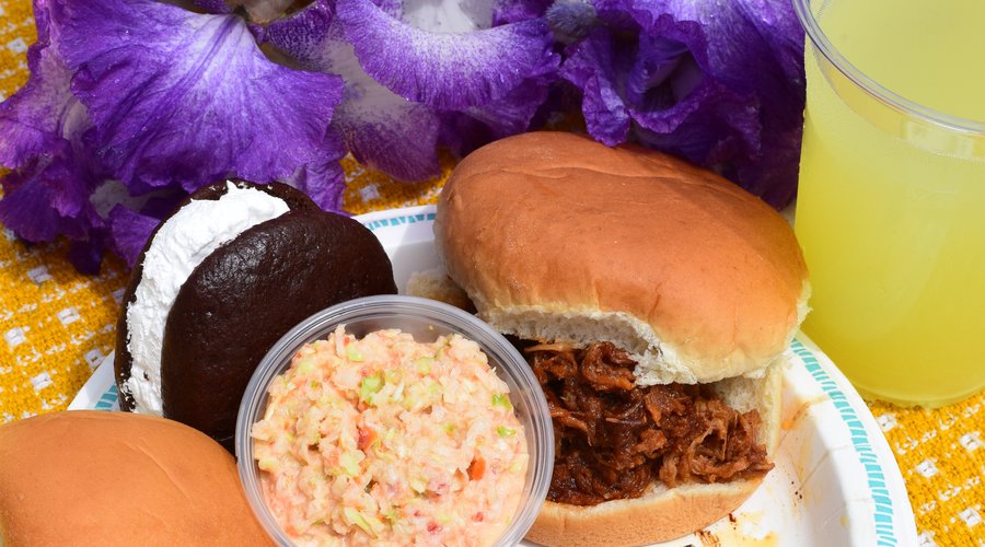 The BBQ Barn