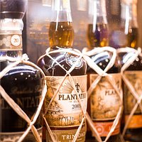 Venez découvrir notre large gamme de spiritueux
Whisky, rhum, calvados...
