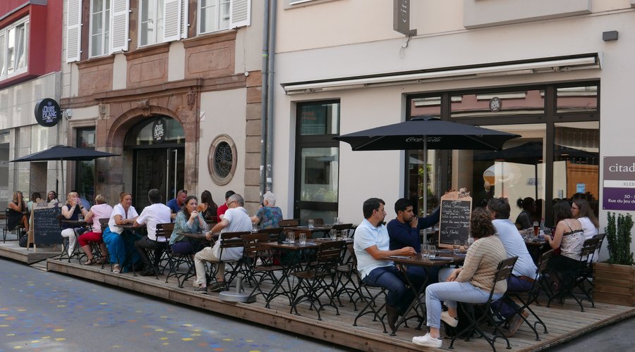Notre terrasse rue du jeu des enfants