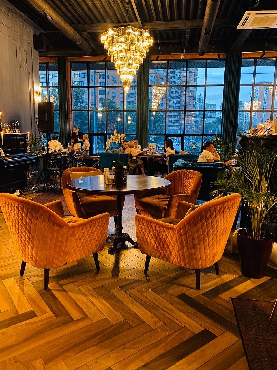 Mansard Restaurant & Hall, Москва - фото ресторана - Tripadvisor