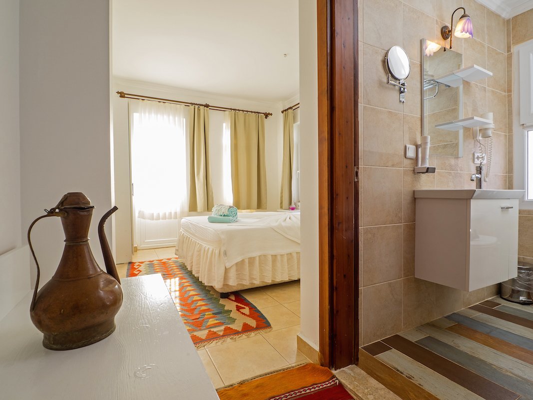 Hotel photo 11 of Hideaway Hotel.