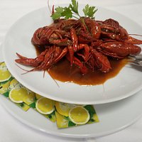 Cangrejos de río en salsa ligeramente picante