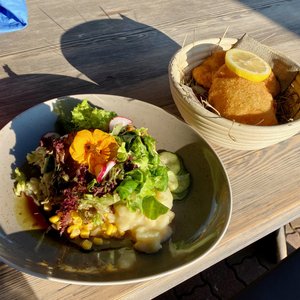 Unser Abendessen - Wiener Schnitzel mit einem tollen Salat