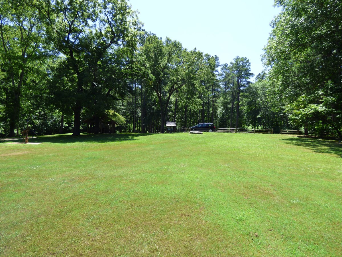 Molly's Rock Picnic Area (Newberry) - All You Need to Know BEFORE You Go