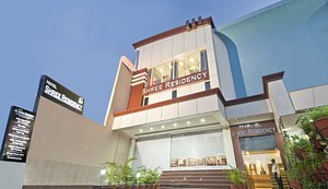 Hotel Shree Residency in Agra, image may contain: Shopping Mall, Hotel, Plant, City