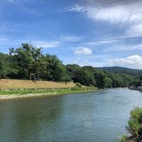 静かな清流です。