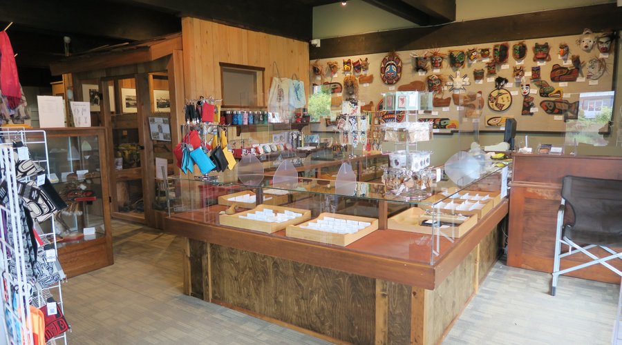 The Port Hardy Museum gift shop has a wonderful selection of locally crafted jewelry and carvings. Books about the local area - flora, fauna, marine life, hiking and more, as well as an out of print section. Many other lovely gift items can be found in this shop.