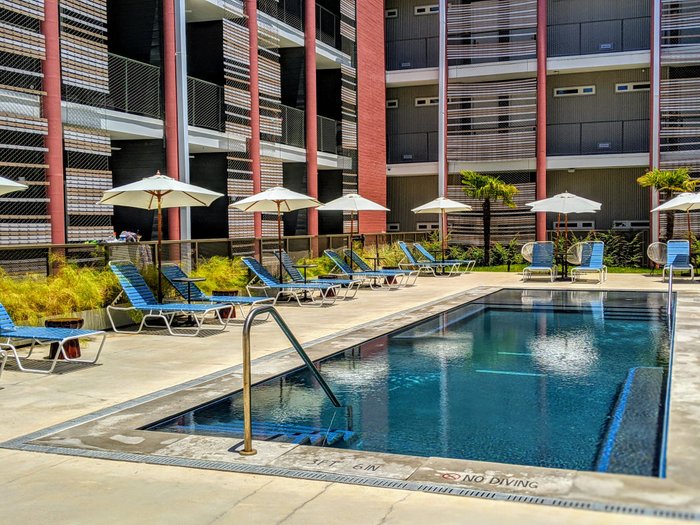 EAST AUSTIN HOTEL $111 ($̶1̶2̶8̶) - Updated 2024 Prices & Reviews