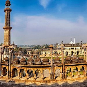 guide tour lucknow