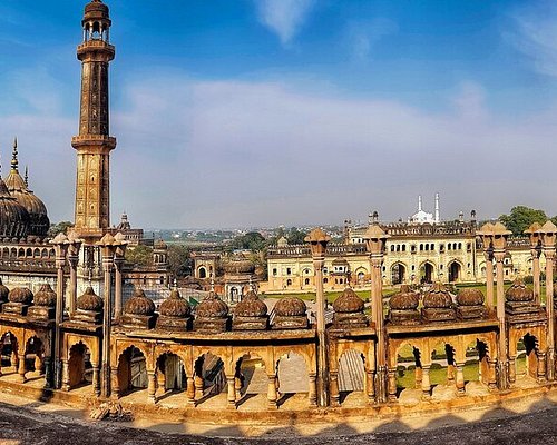 tours and travels lucknow