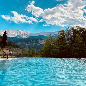 Neuer Panoramapool 15 m