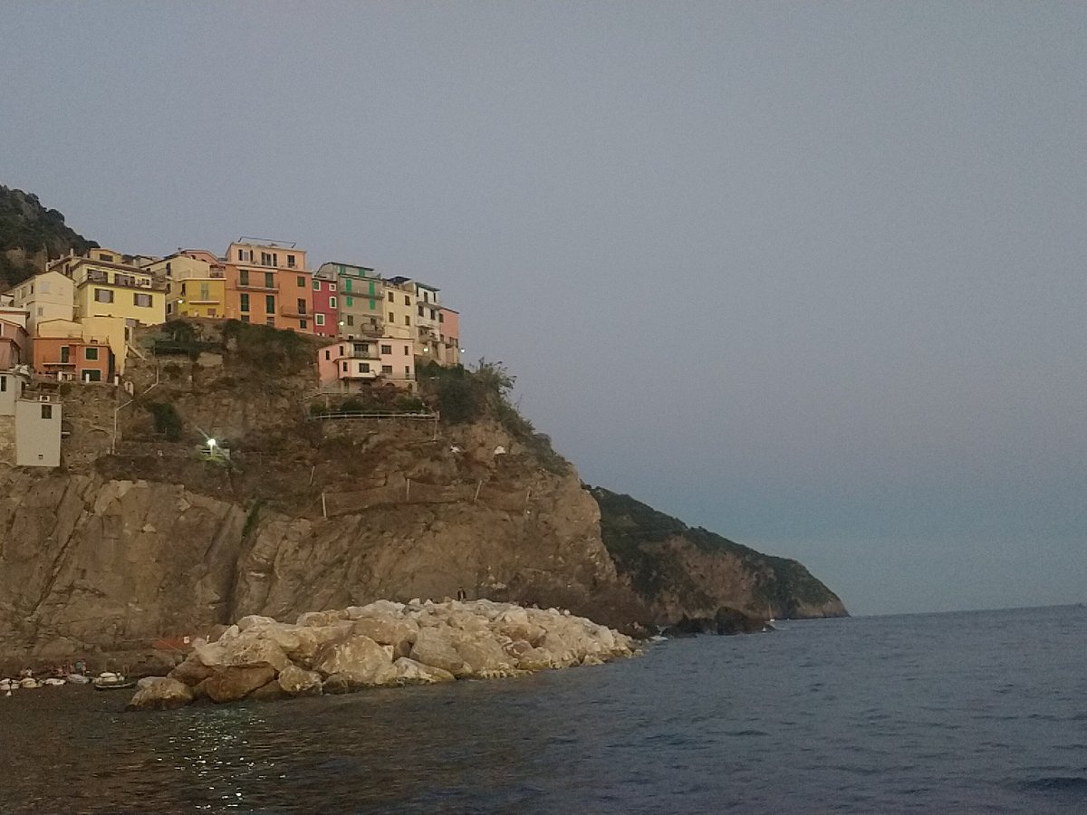 stella boat tour cinque terre