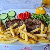 Fillet Steak & Salad