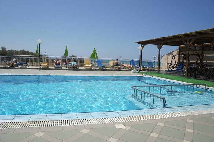 Divina Apartments Pool Pictures & Reviews - Tripadvisor