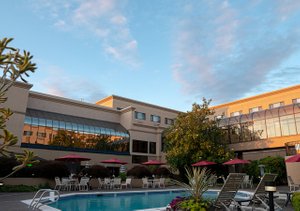 Monarch Hotel and Conference Center in Clackamas, image may contain: Hotel, Resort, Villa, Condo