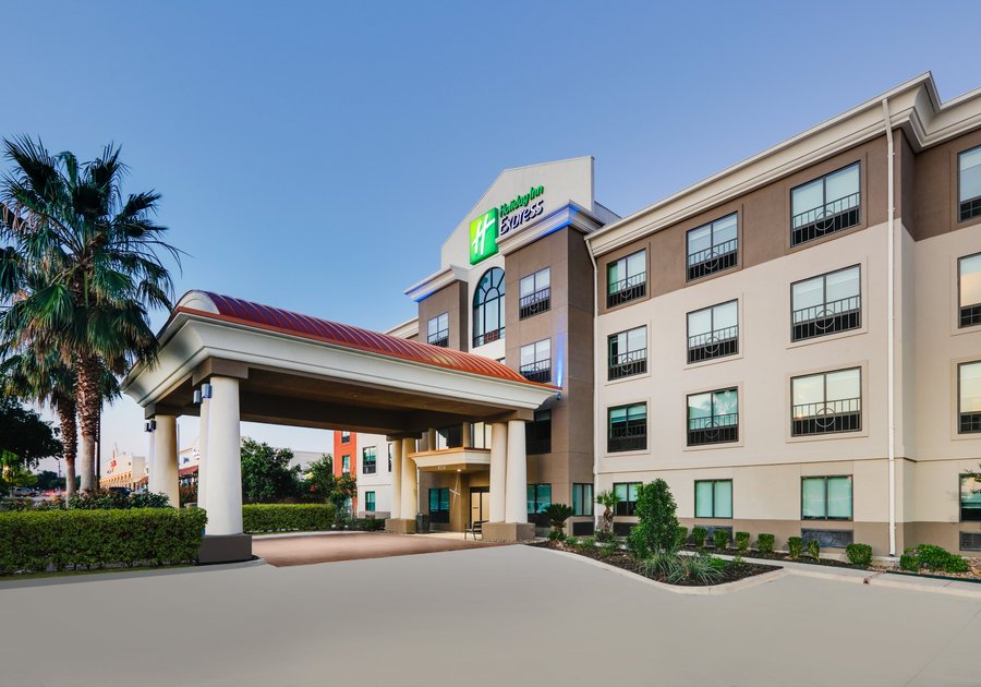 HOLIDAY INN EXPRESS HOTEL & SUITES SAN ANTONIO NW NEAR SEAWORLD $97